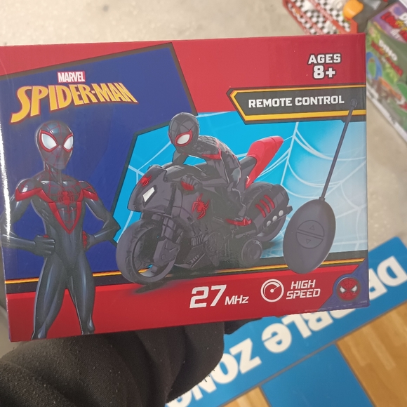 Marvel Spider-Man remote control motor bike - Picture 1 of 2